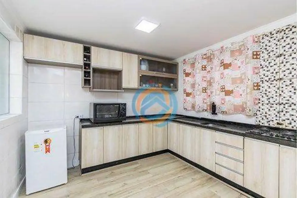 Foto 6 de Sobrado com 4 quartos à venda, 200m2 em Uberaba, Curitiba - PR