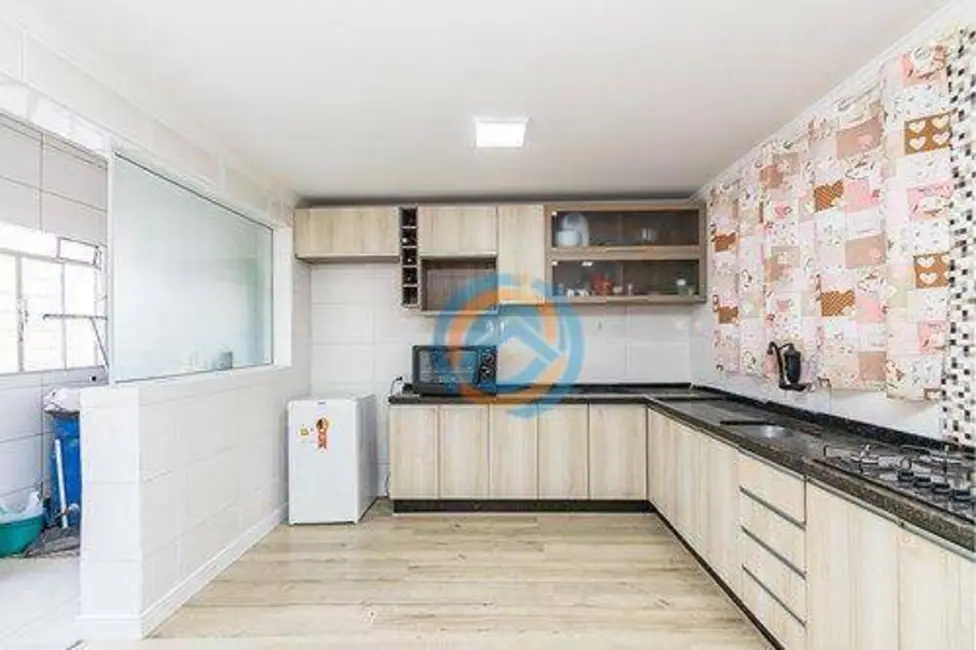 Foto 5 de Sobrado com 4 quartos à venda, 200m2 em Uberaba, Curitiba - PR