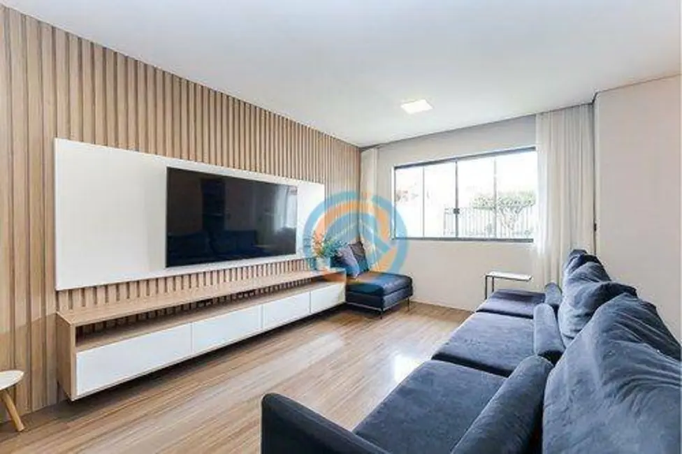 Foto 5 de Sobrado com 4 quartos à venda, 180m2 em Fanny, Curitiba - PR