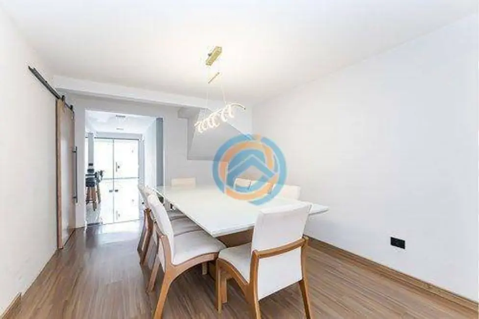 Foto 8 de Sobrado com 4 quartos à venda, 180m2 em Fanny, Curitiba - PR