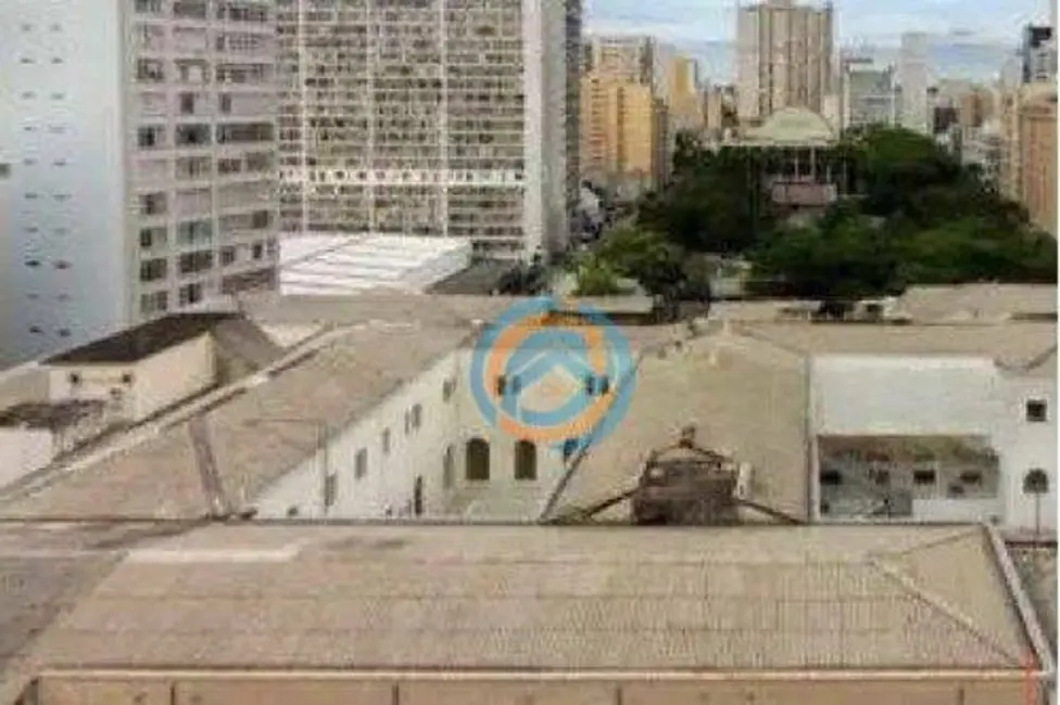 Apartamento com 3 quartos à venda, 88m2 em Centro, Curitiba - PR - imagem 3 Foto 3 de Apartamento com 3 quartos à venda, 88m2 em Centro, Curitiba - PR