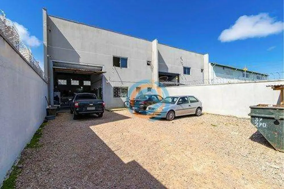 Foto 2 de Armazém / Galpão à venda, 250m2 em Vargem Grande, Pinhais - PR