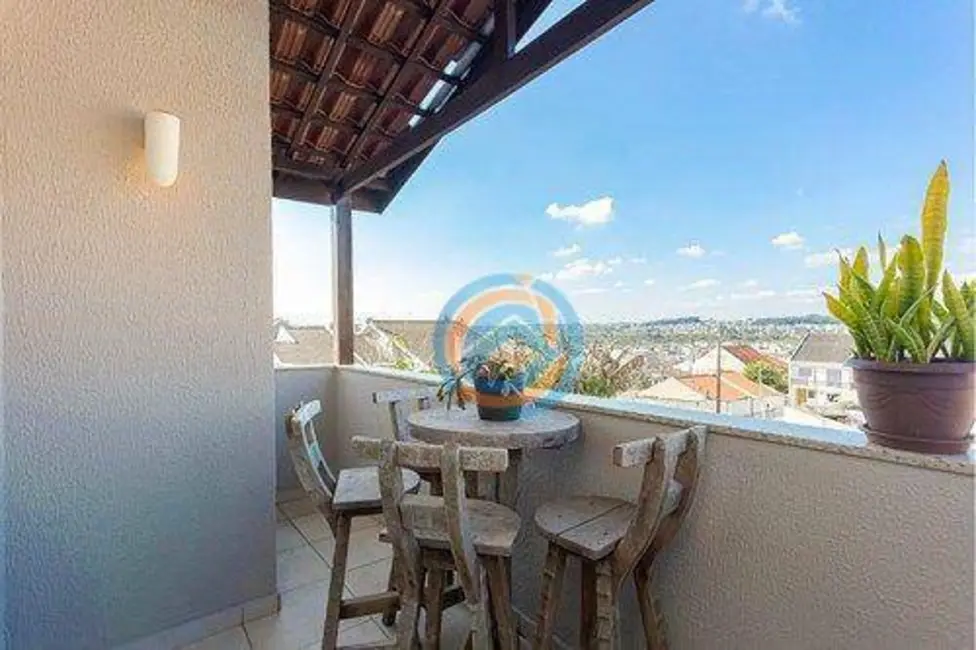 Sobrado com 3 quartos à venda, 242m2 em Pinhais - PR - imagem 7 Foto 7 de Sobrado com 3 quartos à venda, 242m2 em Pinhais - PR