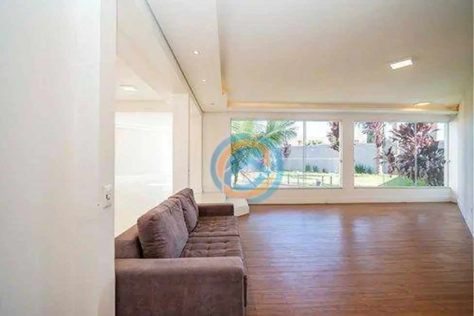Foto 9 de Casa com 3 quartos à venda, 674m2 em Hugo Lange, Curitiba - PR
