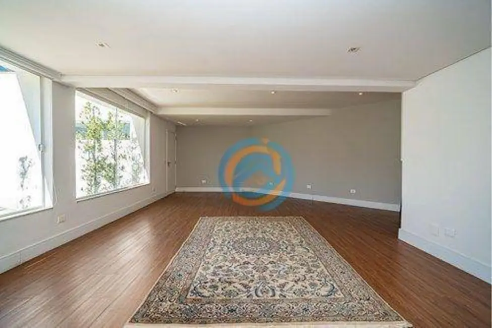 Foto 6 de Casa com 3 quartos à venda, 674m2 em Hugo Lange, Curitiba - PR