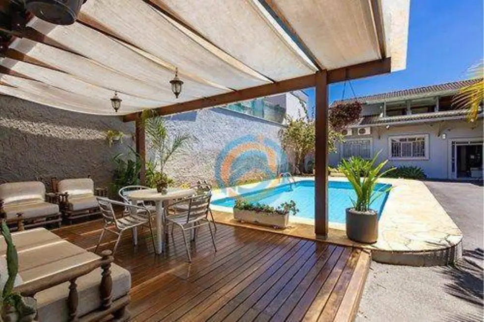 Foto 4 de Casa com 4 quartos à venda, 712m2 em Santa Felicidade, Curitiba - PR