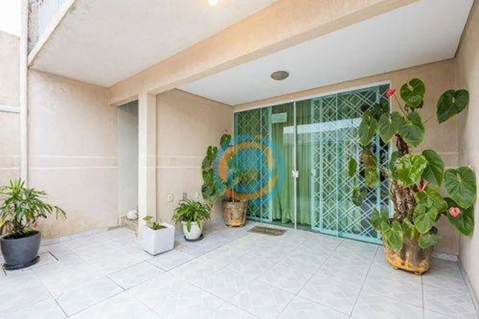 Foto 4 de Sobrado com 5 quartos à venda, 160m2 em Colônia Rio Grande, Sao Jose Dos Pinhais - PR