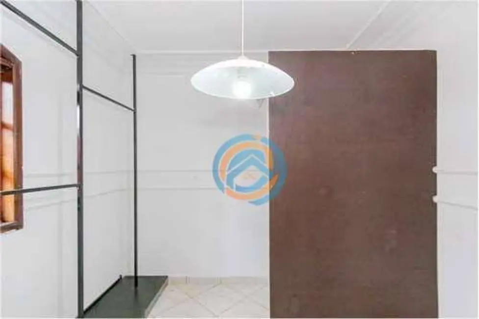 Foto 4 de Sobrado com 5 quartos à venda, 206m2 em Cidade Industrial, Curitiba - PR