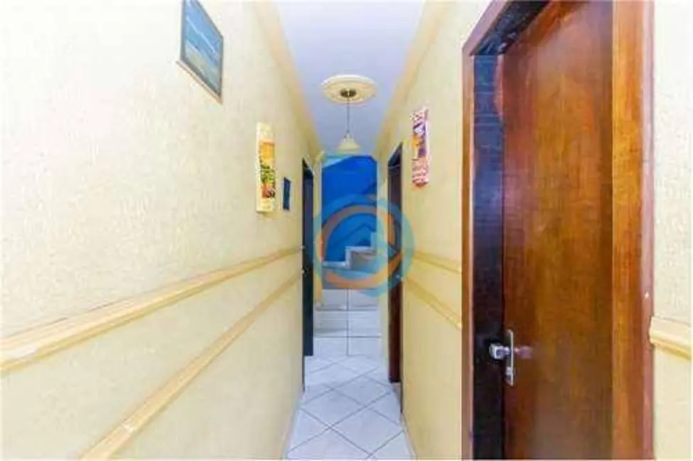 Foto 6 de Sobrado com 5 quartos à venda, 206m2 em Cidade Industrial, Curitiba - PR