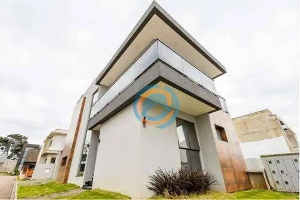 Foto 3 de Sobrado com 3 quartos à venda, 199m2 em Itália, Sao Jose Dos Pinhais - PR