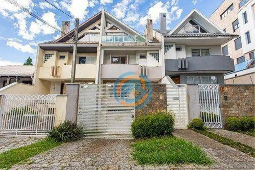 Foto 2 de Sobrado com 3 quartos à venda, 254m2 em Juvevê, Curitiba - PR