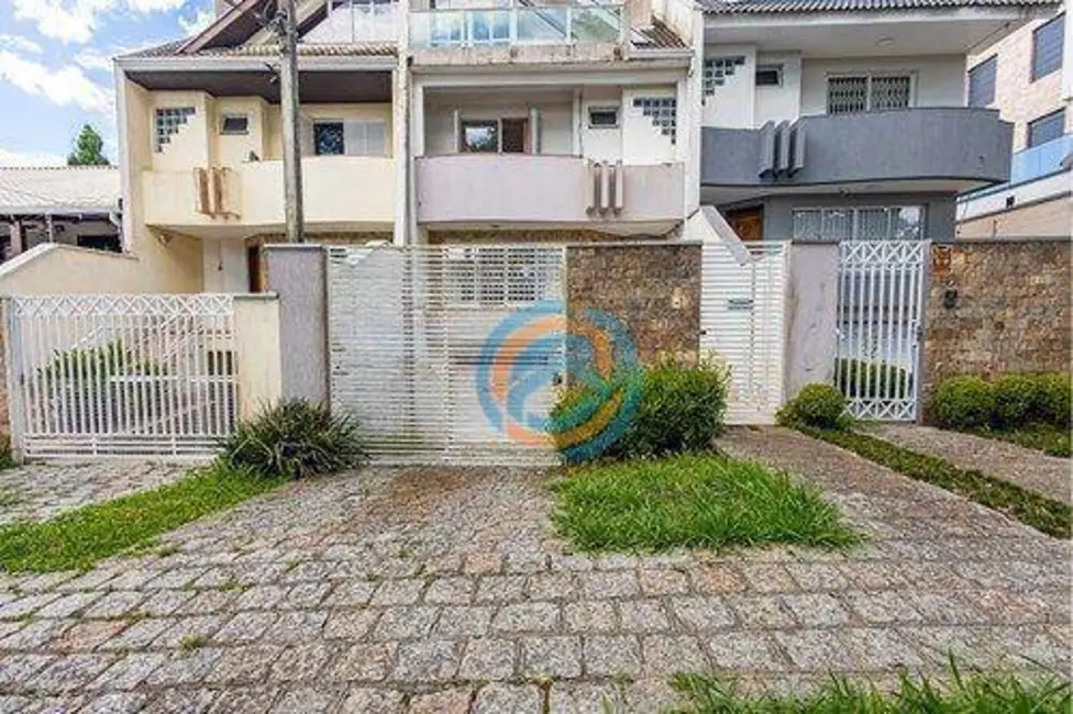 Foto 3 de Sobrado com 3 quartos à venda, 254m2 em Juvevê, Curitiba - PR