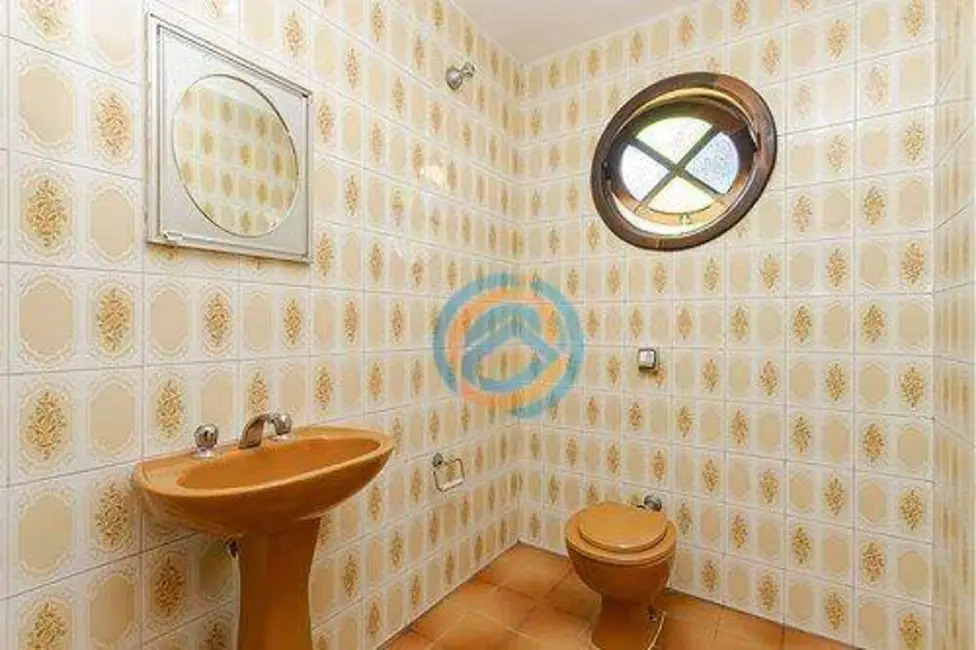 Foto 6 de Sobrado com 5 quartos à venda, 650m2 em Seminário, Curitiba - PR