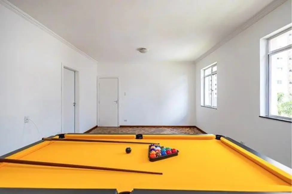 Apartamento com 3 quartos para alugar, 110m2 em Água Verde, Curitiba - PR - imagem 6 Foto 6 de Apartamento com 3 quartos para alugar, 110m2 em Água Verde, Curitiba - PR