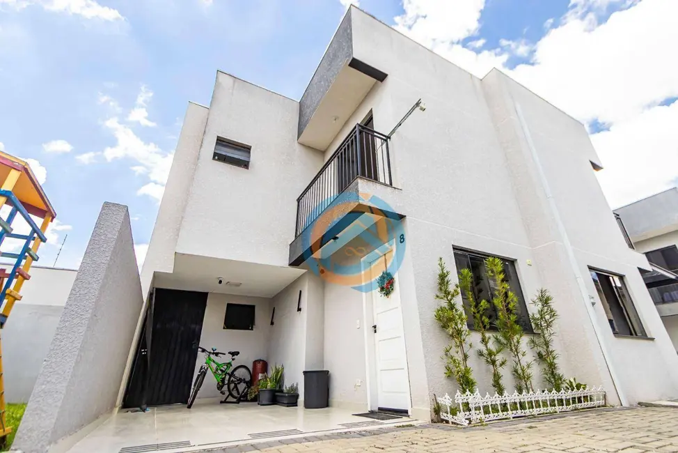 Foto 1 de Sobrado com 3 quartos à venda, 68m2 em Boqueirão, Curitiba - PR