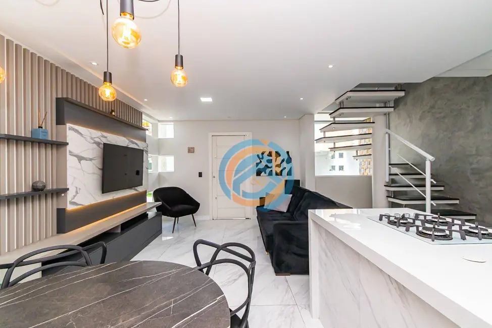 Sobrado com 3 quartos à venda, 121m2 em Boqueirão, Curitiba - PR - imagem 7 Foto 7 de Sobrado com 3 quartos à venda, 121m2 em Boqueirão, Curitiba - PR