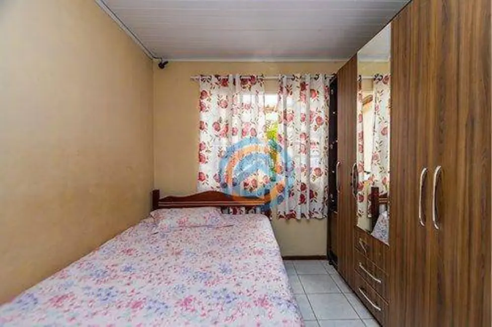 Foto 4 de Casa de Condomínio com 2 quartos à venda, 87m2 em Cruzeiro, Sao Jose Dos Pinhais - PR