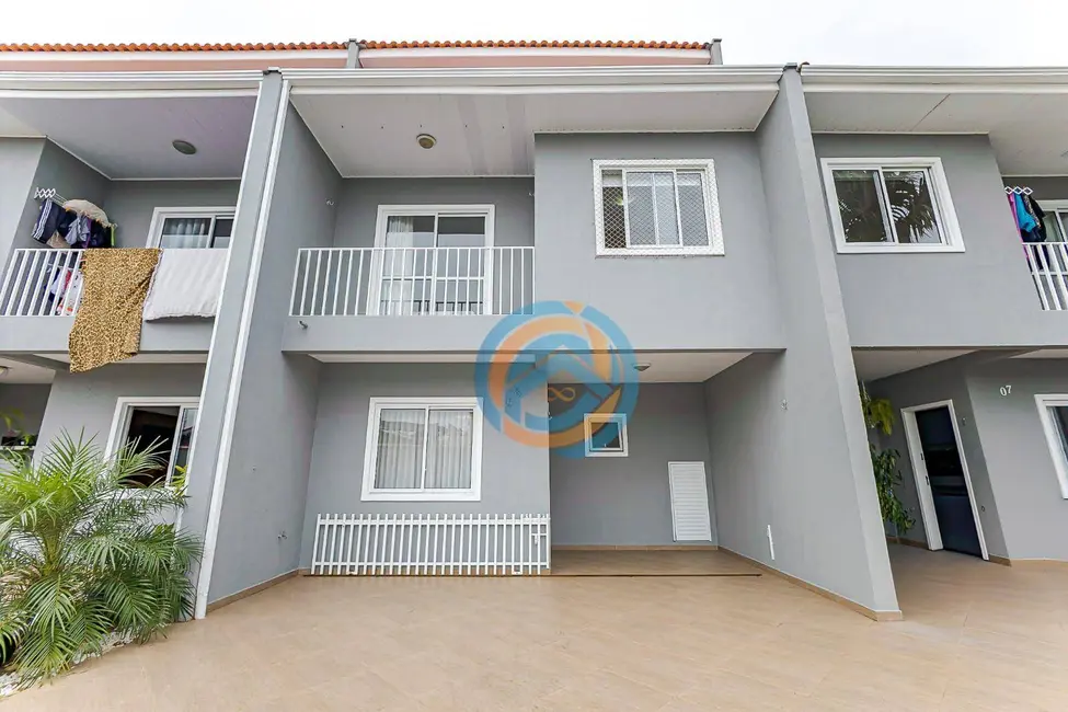 Foto 1 de Sobrado com 4 quartos à venda, 134m2 em Novo Mundo, Curitiba - PR