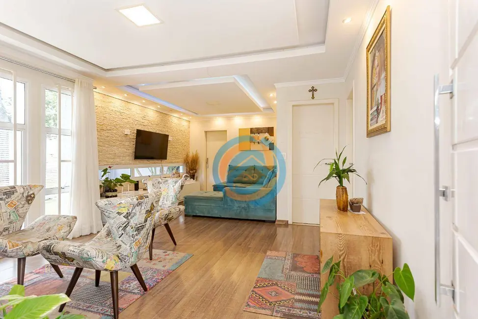 Foto 2 de Casa com 4 quartos à venda, 360m2 em Boqueirão, Curitiba - PR