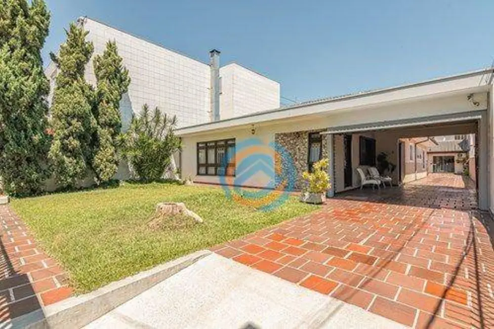Foto 3 de Casa com 4 quartos à venda, 540m2 em Fanny, Curitiba - PR