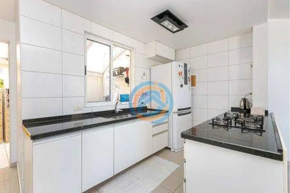 Sobrado com 3 quartos à venda, 86m2 em Pilarzinho, Curitiba - PR - imagem 7 Foto 7 de Sobrado com 3 quartos à venda, 86m2 em Pilarzinho, Curitiba - PR