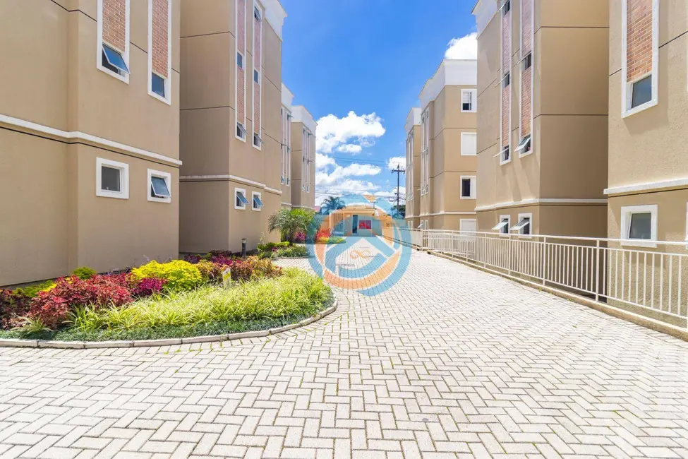 Foto 2 de Apartamento com 3 quartos para alugar, 71m2 em Sítio Cercado, Curitiba - PR