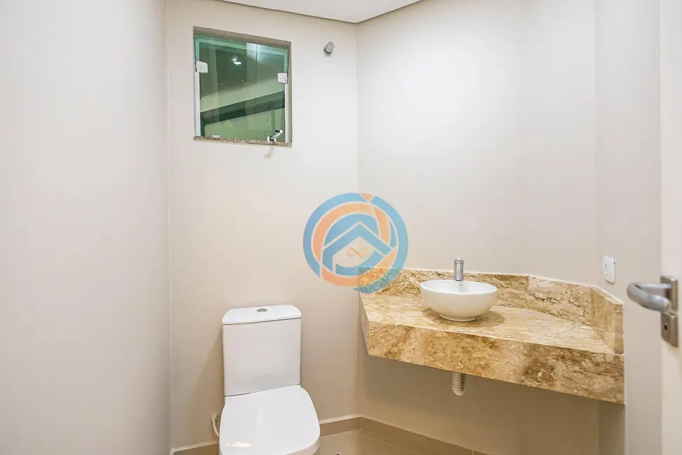 Sobrado com 5 quartos à venda em Água Verde, Curitiba - PR - imagem 8 Foto 8 de Sobrado com 5 quartos à venda em Água Verde, Curitiba - PR