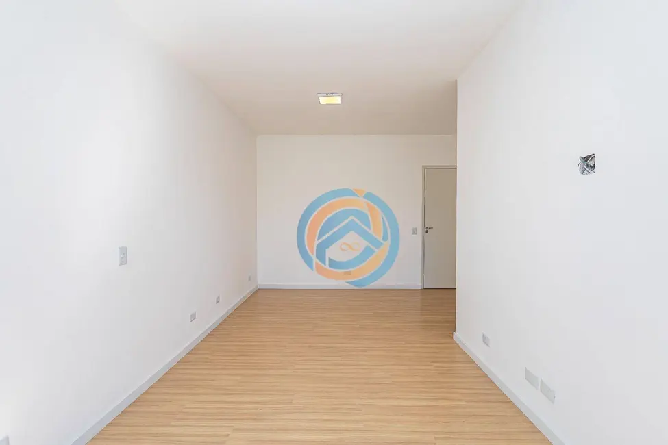 Foto 19 de Sobrado à venda, 210m2 em Santa Cândida, Curitiba - PR