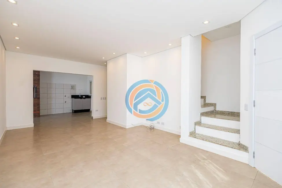 Foto 4 de Sobrado à venda, 210m2 em Santa Cândida, Curitiba - PR