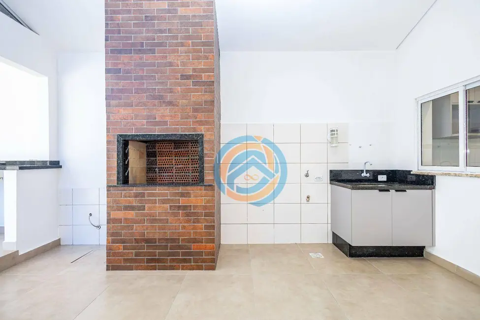 Foto 12 de Sobrado à venda, 210m2 em Santa Cândida, Curitiba - PR