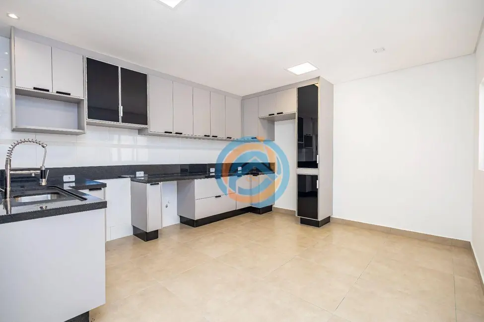 Foto 6 de Sobrado à venda, 210m2 em Santa Cândida, Curitiba - PR