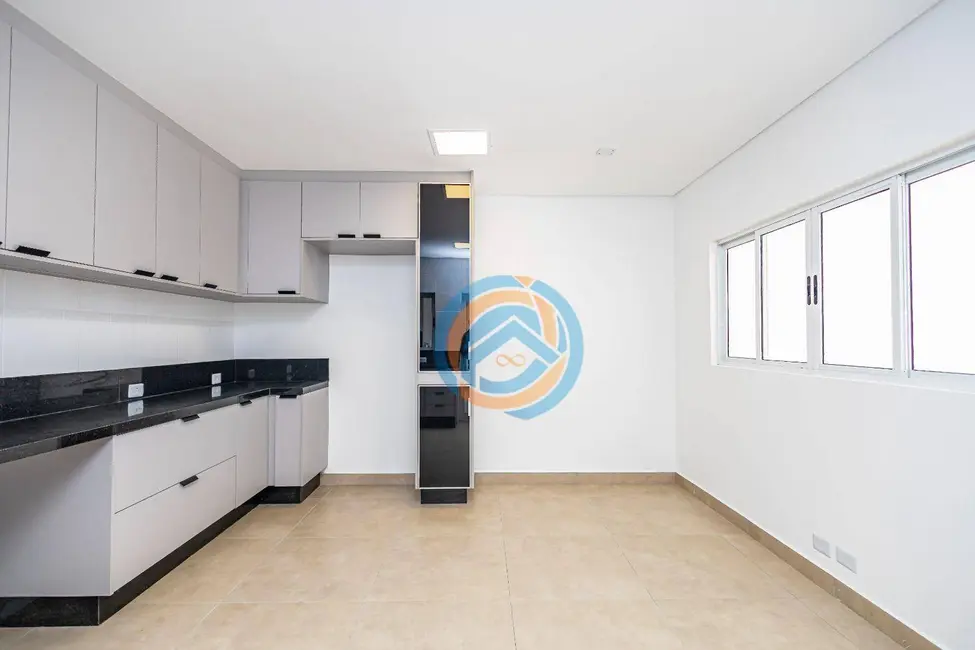 Foto 7 de Sobrado à venda, 210m2 em Santa Cândida, Curitiba - PR