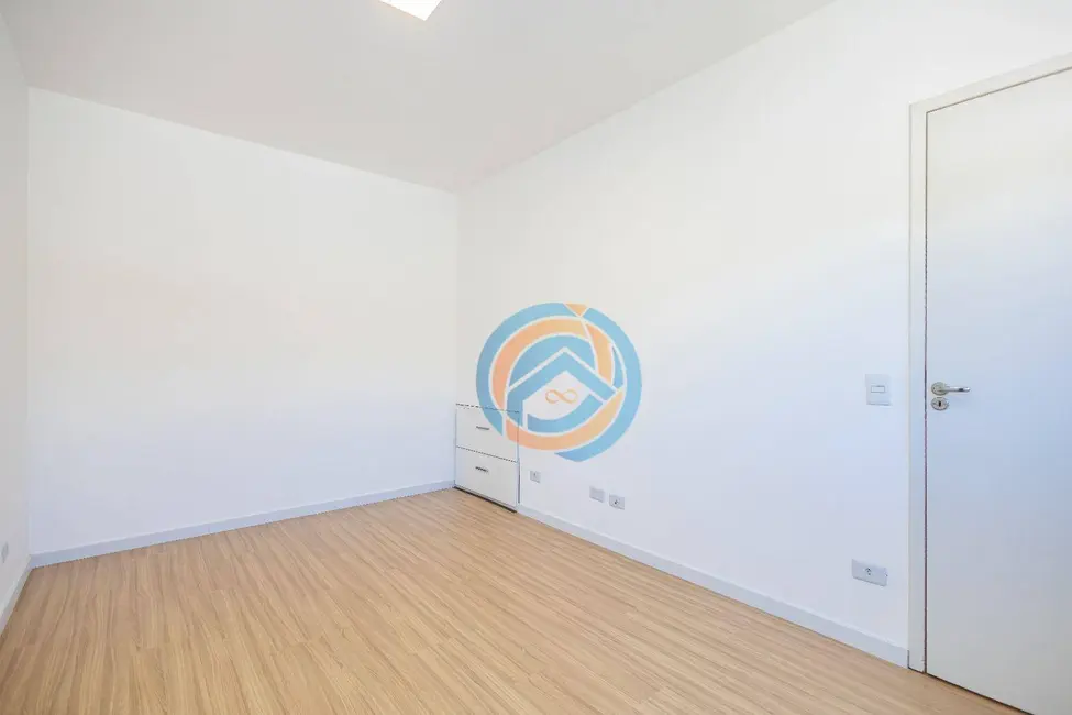 Foto 33 de Sobrado à venda, 210m2 em Santa Cândida, Curitiba - PR