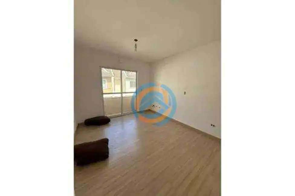 Sobrado à venda, 145m2 em Uberaba, Curitiba - PR - imagem 8 Foto 8 de Sobrado à venda, 145m2 em Uberaba, Curitiba - PR