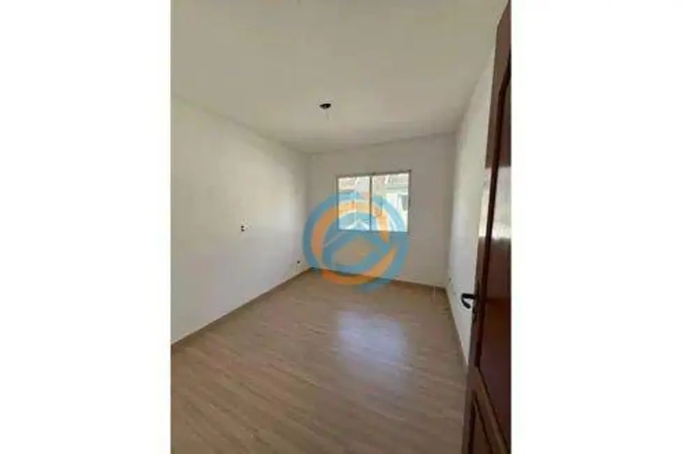 Sobrado à venda, 145m2 em Uberaba, Curitiba - PR - imagem 6 Foto 6 de Sobrado à venda, 145m2 em Uberaba, Curitiba - PR