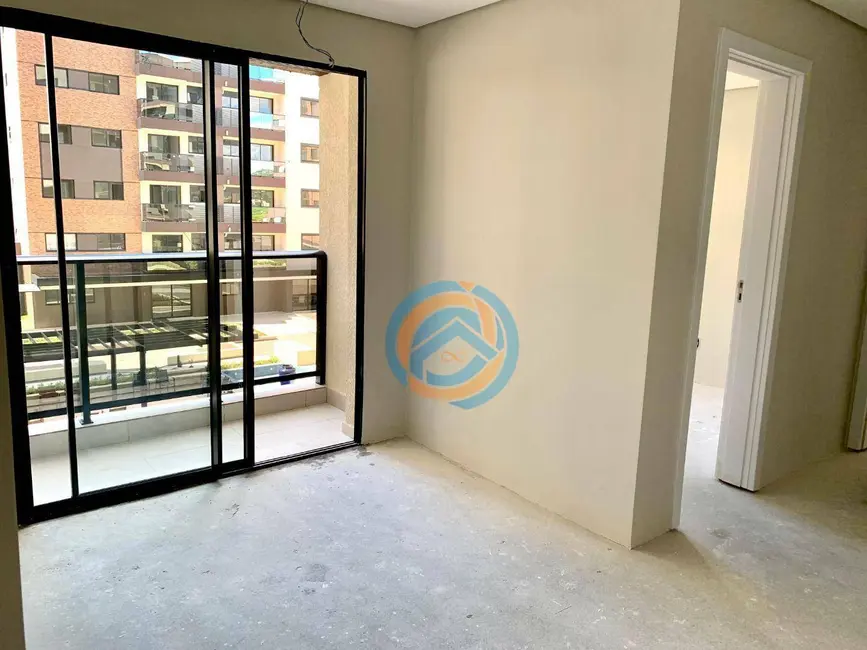 Foto 3 de Apartamento com 2 quartos à venda, 85m2 em Campina do Siqueira, Curitiba - PR