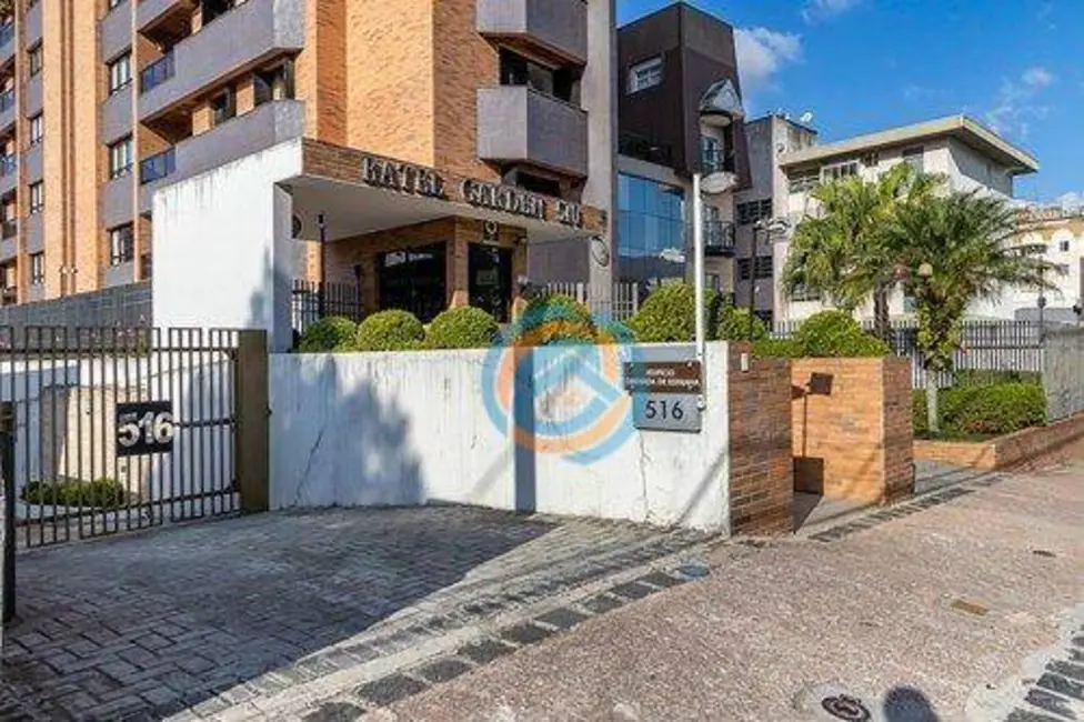 Apartamento com 1 quarto à venda, 81m2 em Batel, Curitiba - PR - imagem 9 Foto 9 de Apartamento com 1 quarto à venda, 81m2 em Batel, Curitiba - PR