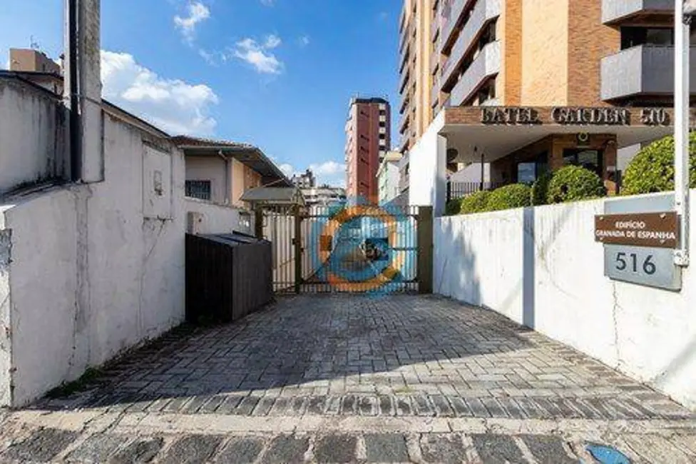 Apartamento com 1 quarto à venda, 81m2 em Batel, Curitiba - PR - imagem 8 Foto 8 de Apartamento com 1 quarto à venda, 81m2 em Batel, Curitiba - PR