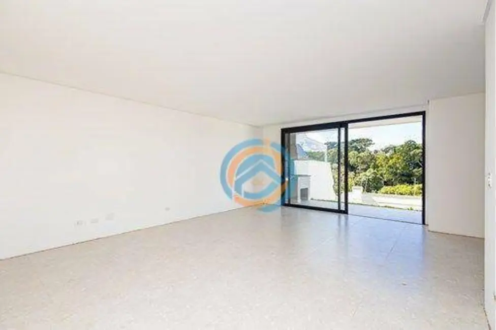 Foto 4 de Sobrado com 3 quartos à venda, 185m2 em Santa Cândida, Curitiba - PR