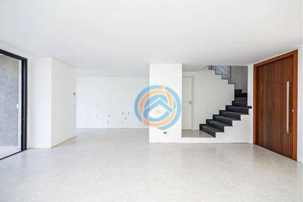 Foto 7 de Sobrado com 3 quartos à venda, 185m2 em Santa Cândida, Curitiba - PR