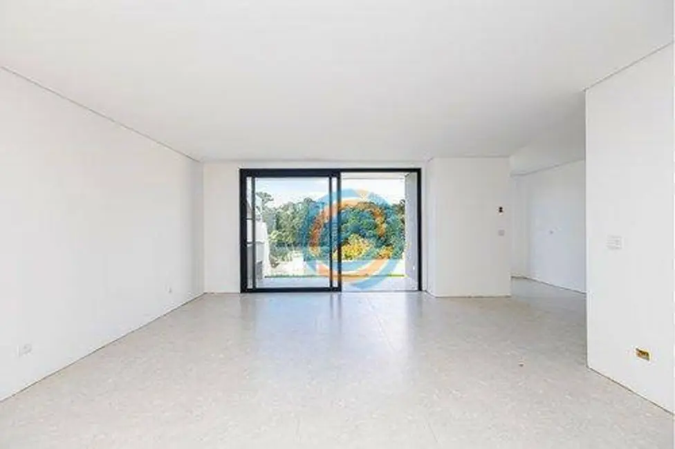 Foto 5 de Sobrado com 3 quartos à venda, 185m2 em Santa Cândida, Curitiba - PR