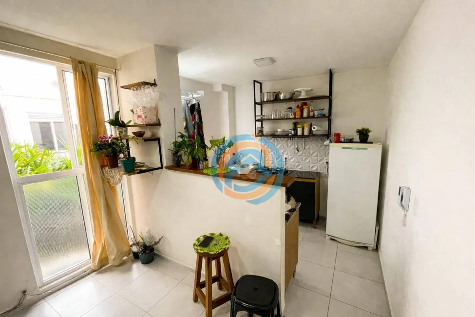 Foto 2 de Apartamento com 2 quartos à venda, 45m2 em Colônia Rio Grande, Sao Jose Dos Pinhais - PR