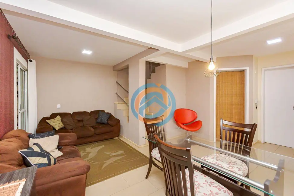 Foto 3 de Sobrado com 3 quartos à venda, 157m2 em Xaxim, Curitiba - PR