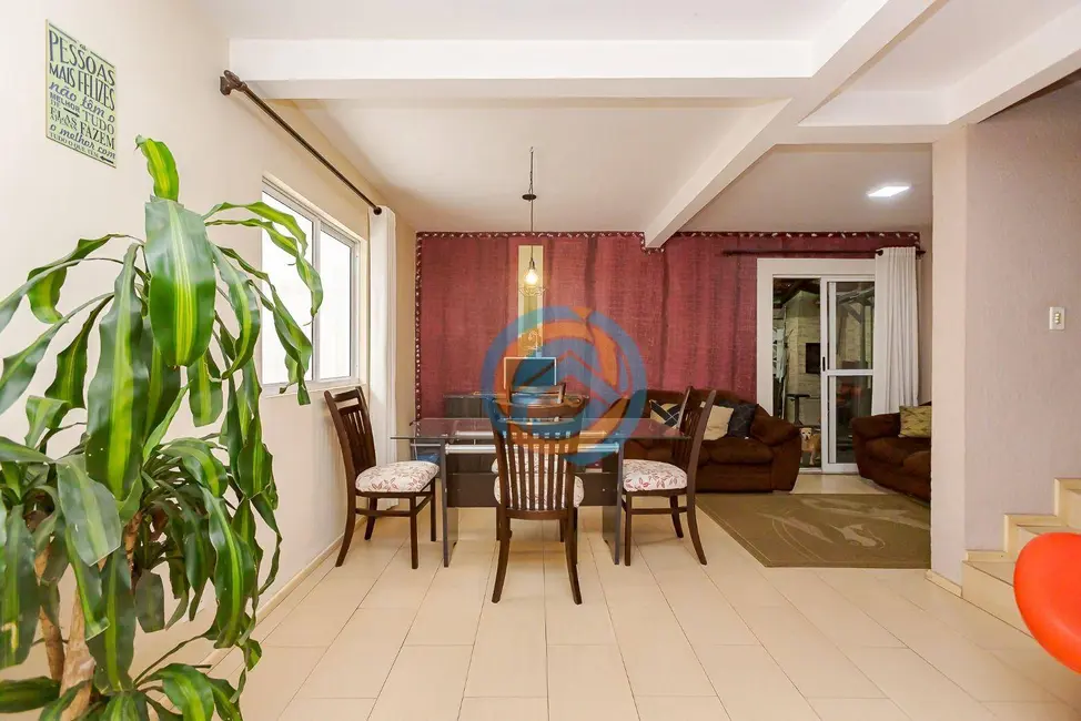 Foto 2 de Sobrado com 3 quartos à venda, 157m2 em Xaxim, Curitiba - PR