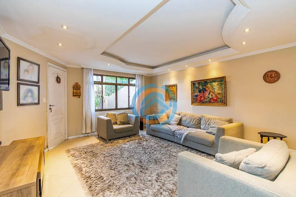 Foto 4 de Sobrado com 3 quartos à venda, 210m2 em Cidade Industrial, Curitiba - PR