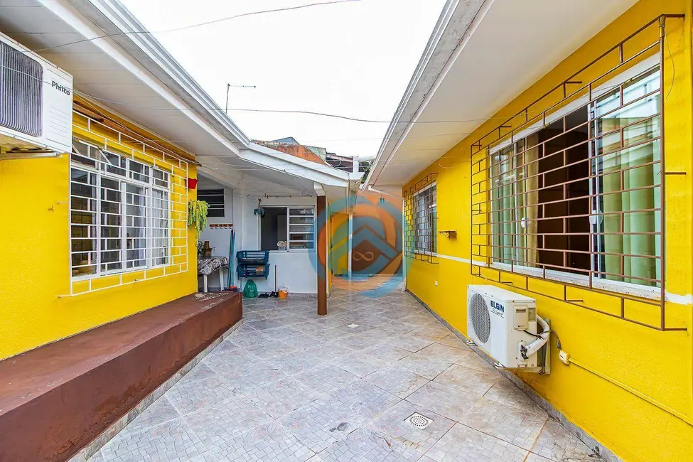 Foto 6 de Casa com 3 quartos à venda, 345m2 em Xaxim, Curitiba - PR