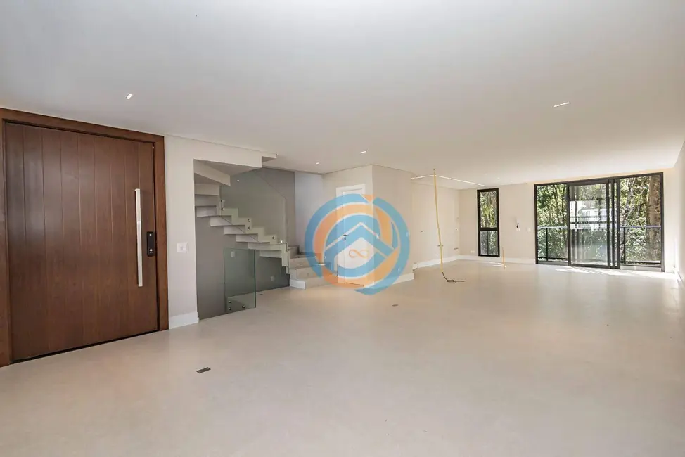 Foto 6 de Sobrado à venda e para alugar, 295m2 em Santa Felicidade, Curitiba - PR