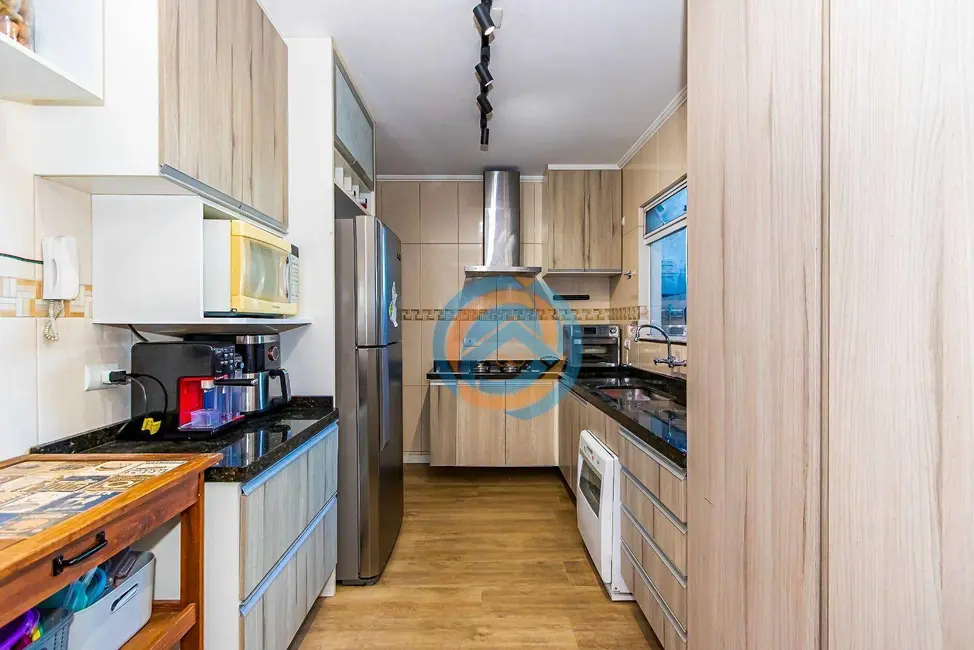 Sobrado com 3 quartos à venda, 117m2 em Guabirotuba, Curitiba - PR - imagem 8 Foto 8 de Sobrado com 3 quartos à venda, 117m2 em Guabirotuba, Curitiba - PR