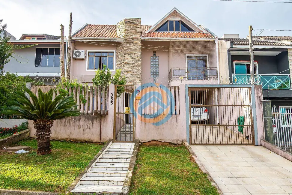 Foto 2 de Sobrado com 3 quartos à venda, 150m2 em São Braz, Curitiba - PR