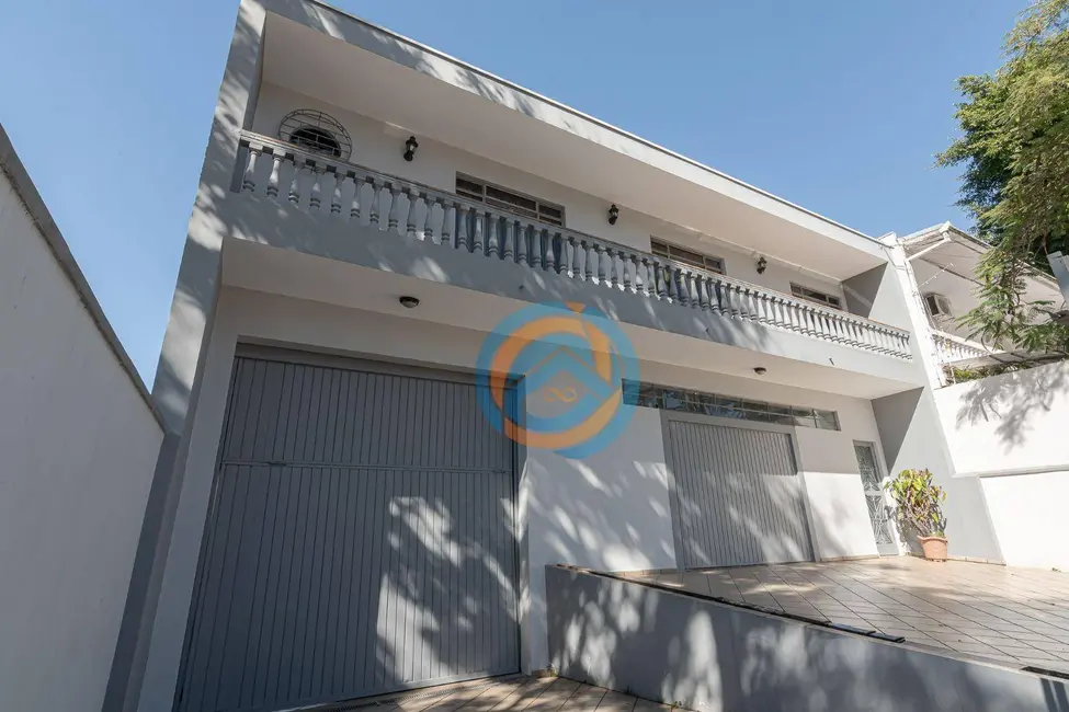 Sobrado com 4 quartos à venda, 480m2 em Fanny, Curitiba - PR - imagem 1 Foto 1 de Sobrado com 4 quartos à venda, 480m2 em Fanny, Curitiba - PR